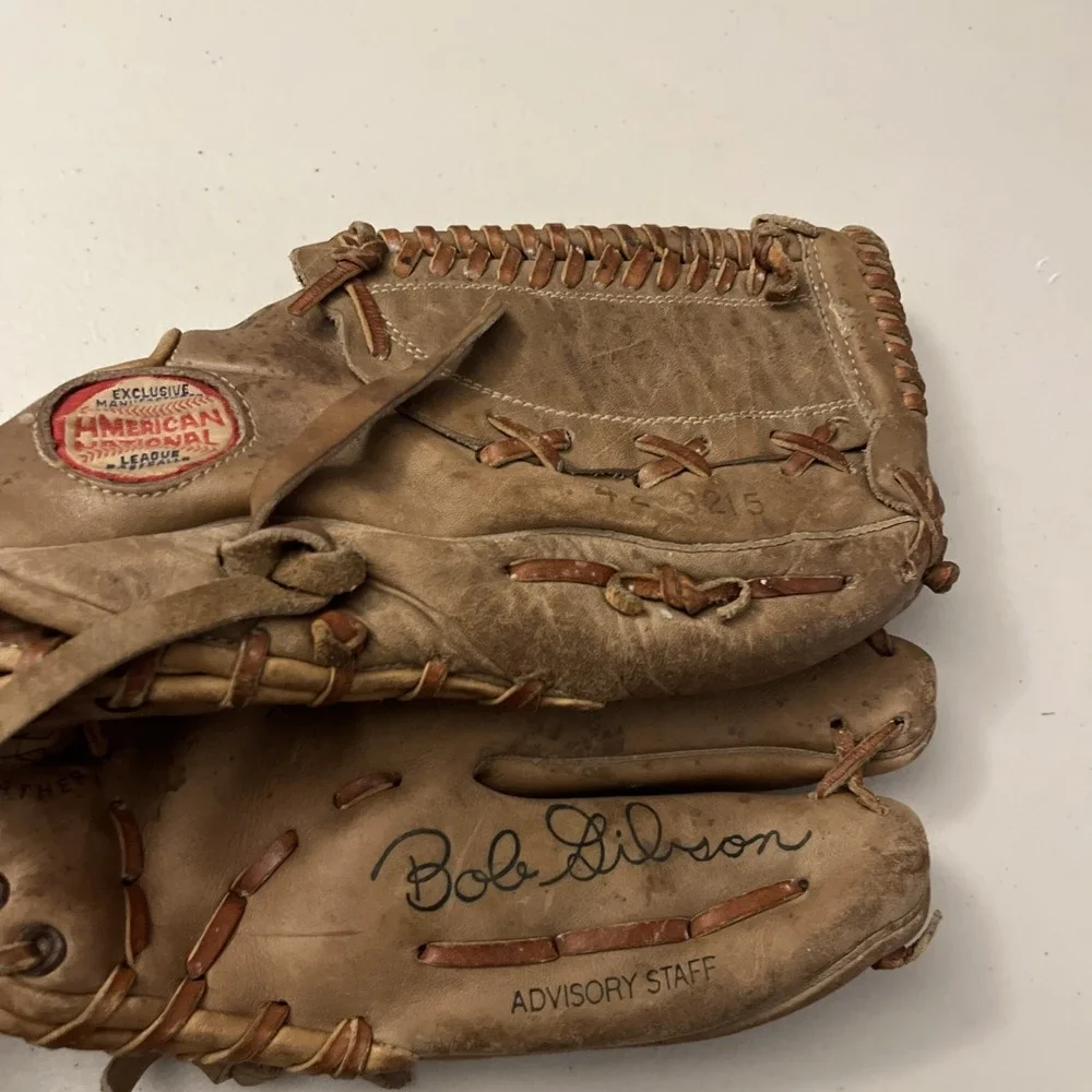 Spalding Baseball Mitt Glove Bob Gibson Advisory Staff American National League